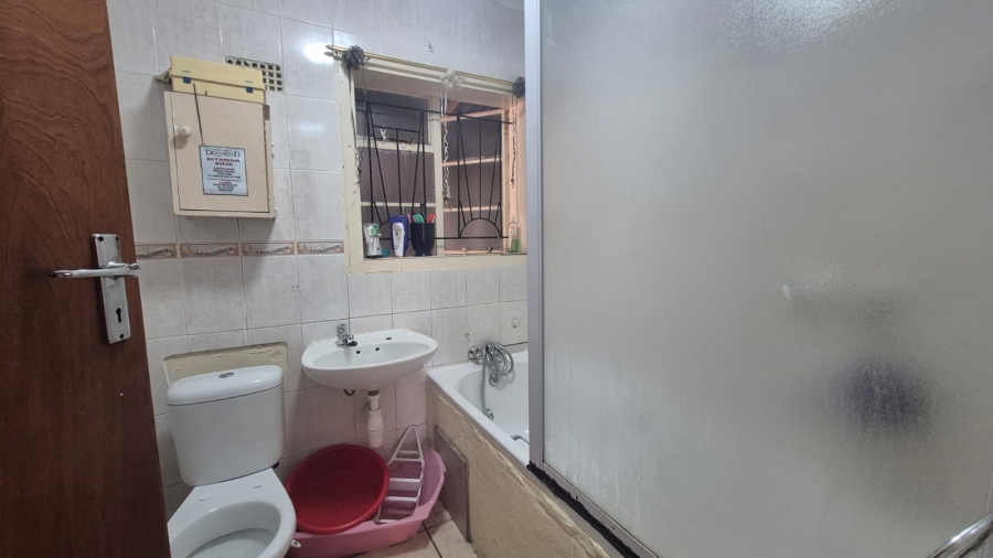 3 Bedroom Property for Sale in Hexpark Western Cape